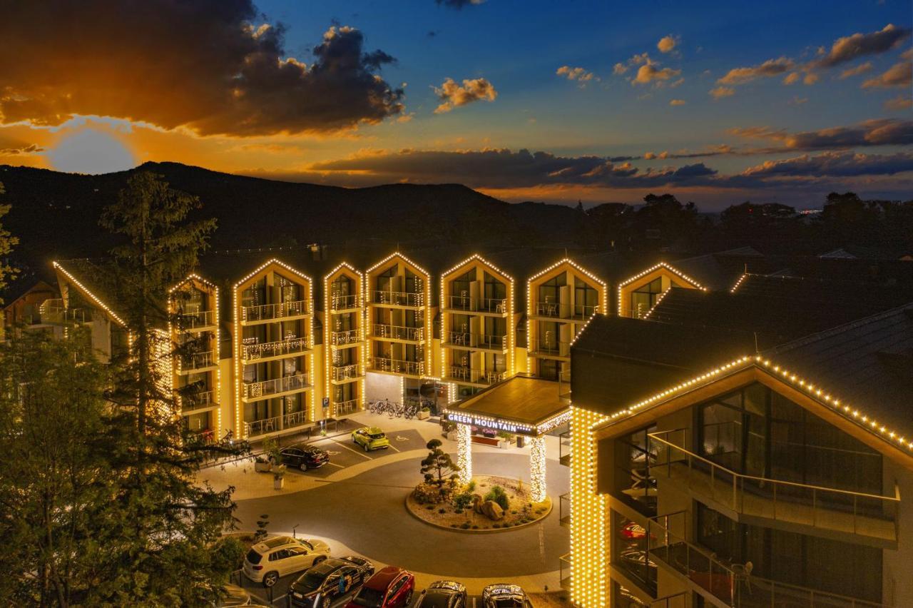 Green Mountain 5* Hotel Karpacz Εξωτερικό φωτογραφία The Village at Mammoth