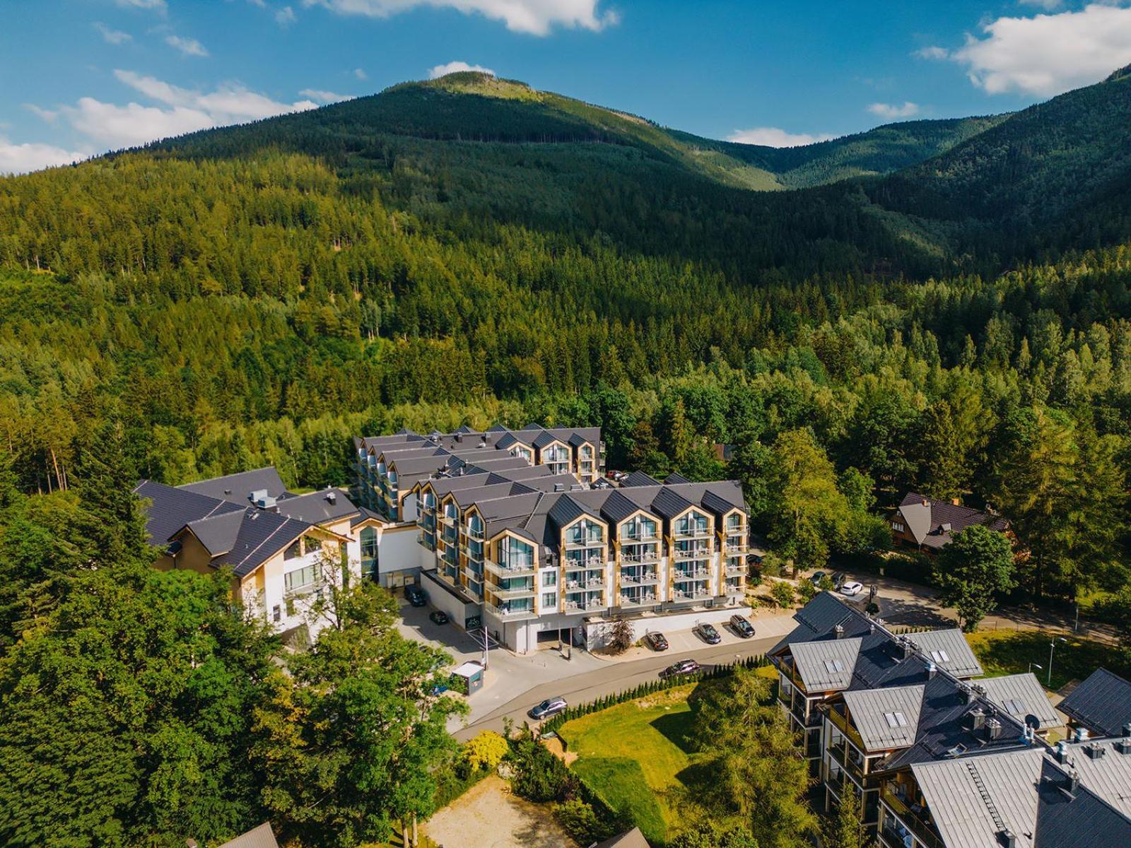 Green Mountain 5* Hotel Karpacz Εξωτερικό φωτογραφία Aerial view of the resort